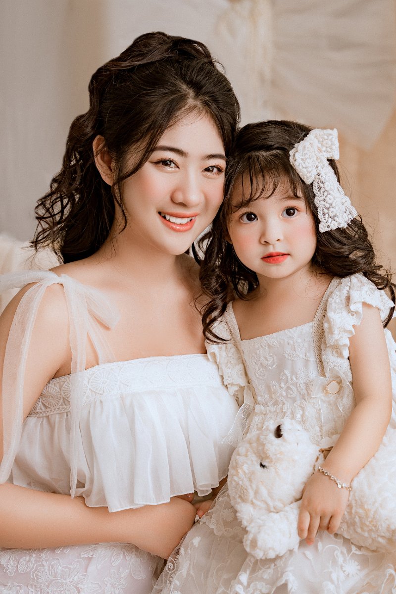 Những lưu ý quan trọng khi chụp ảnh mẹ và bé