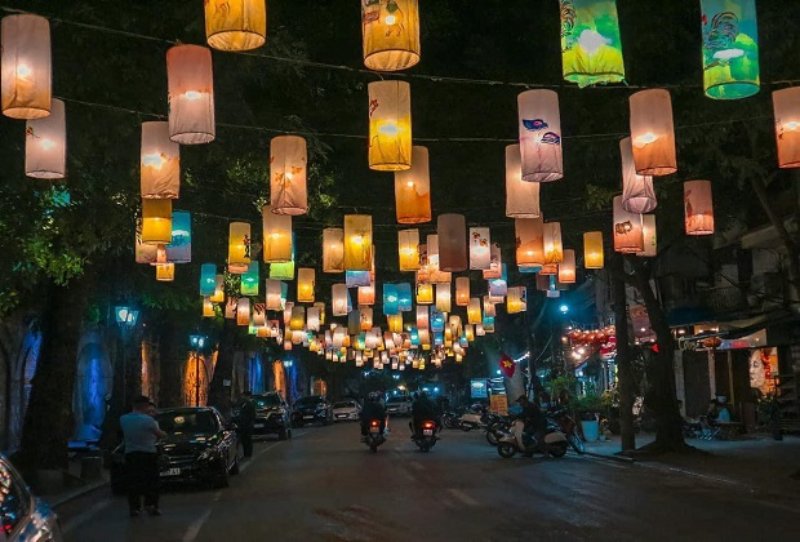 Phố Phùng Hưng
