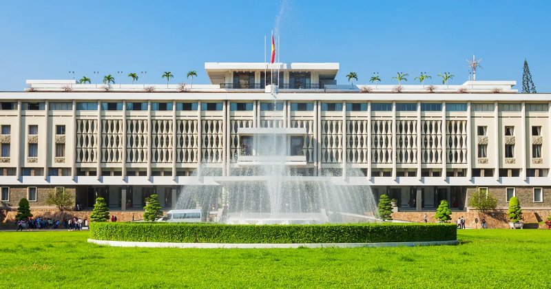 Dinh Độc Lập ( nguồn ảnh: sưu tầm )