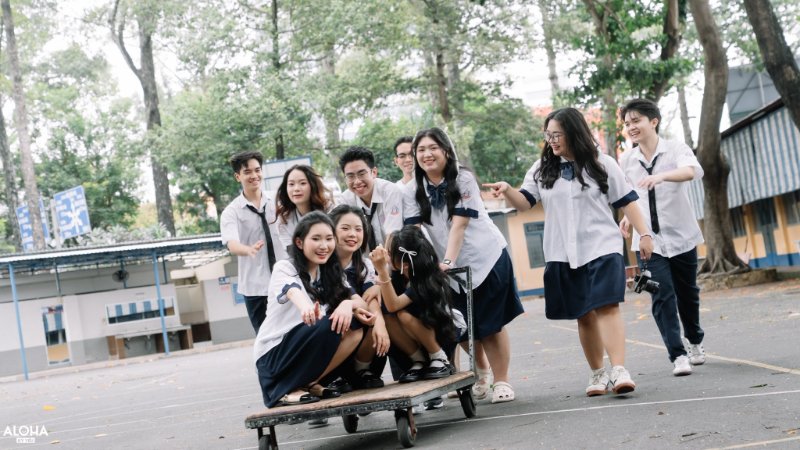 Top Địa Điểm Chụp Ảnh Kỷ Yếu Cấp 2 Đẹp Nhất Tại Đống Đa