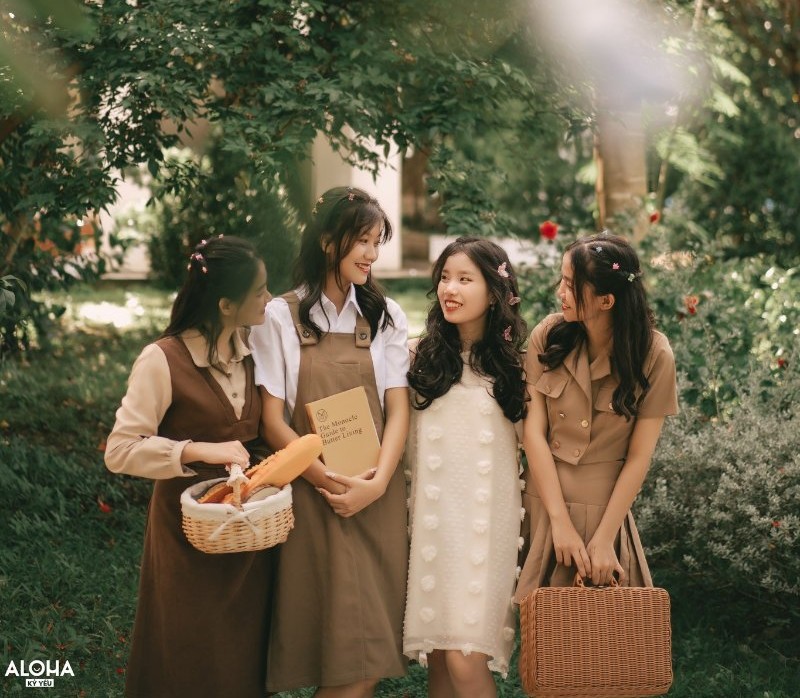 Concept Chụp Ảnh Kỷ Yếu Cấp 2 Phù Hợp Với Học Sinh Lớp 9