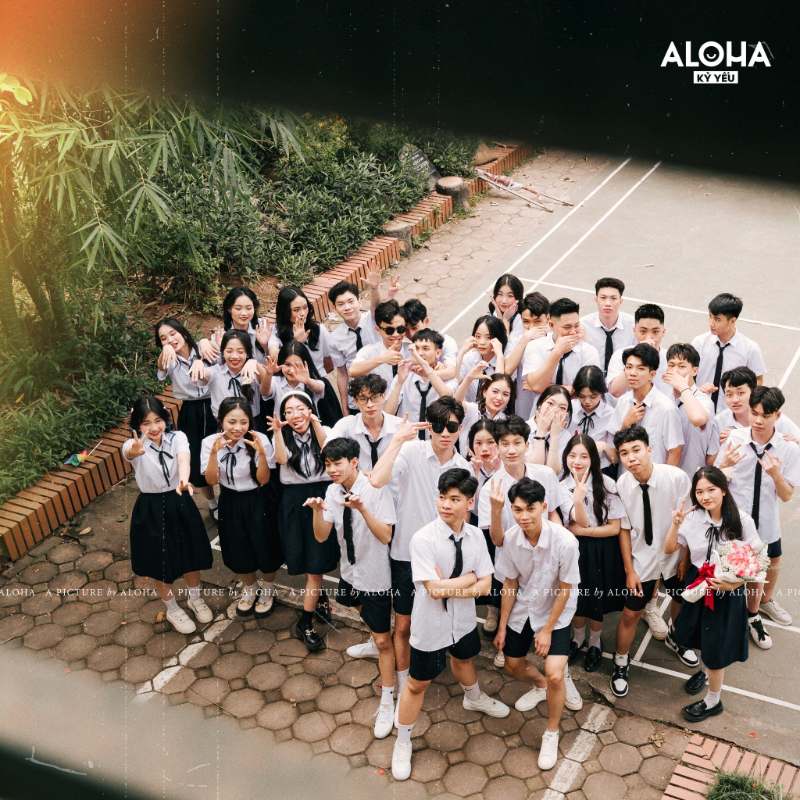 Concept Thanh Xuân Rực Rỡ - Phong Cách "Quốc Dân"