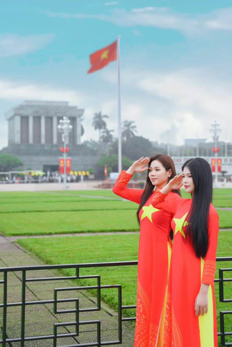 Góc chụp với Lá cờ và Biểu tượng