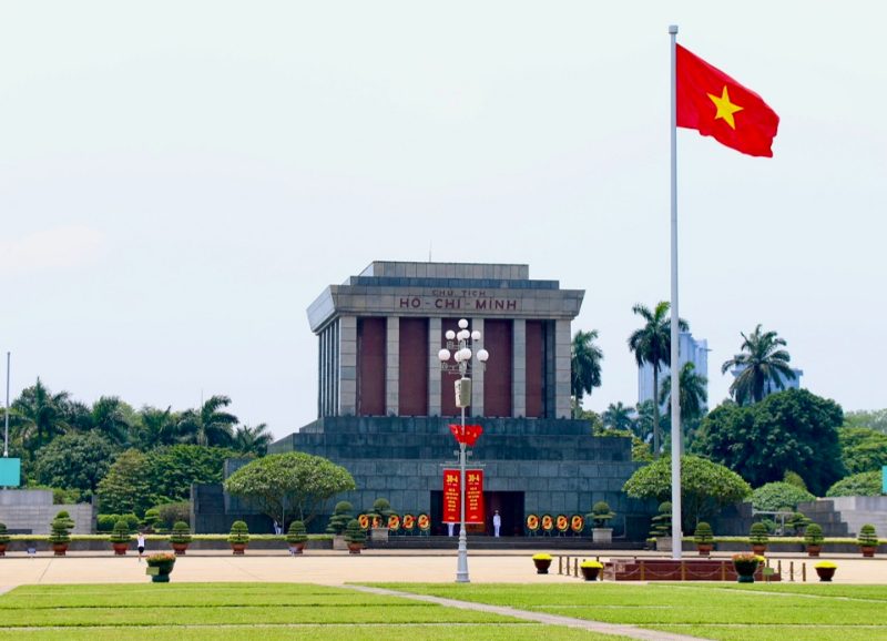 Quy định về chụp ảnh và thiết bị tại Lăng Bác