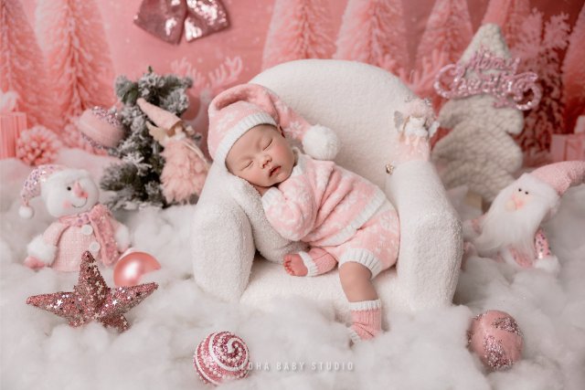Aloha Baby Studio chụp ảnh giáng sinh cho bé và gia đình