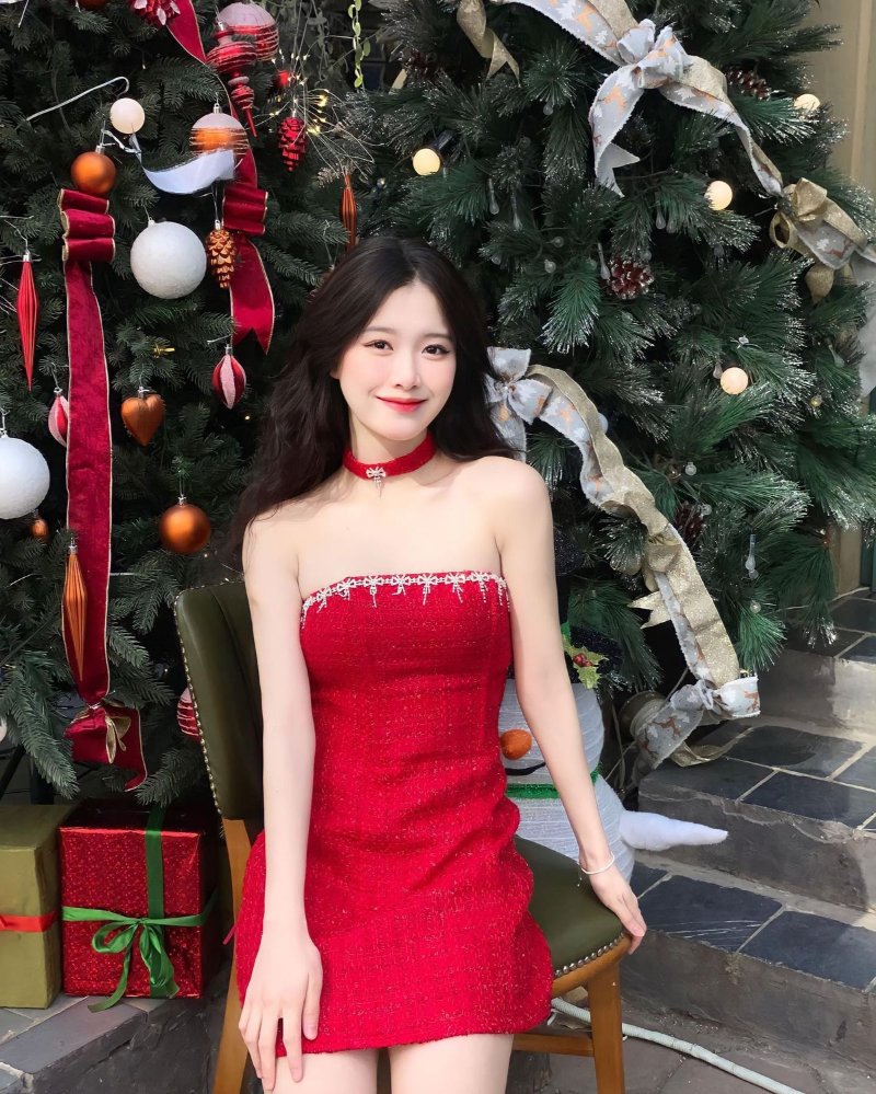 Cách tạo dáng chụp ảnh Noel ngoại cảnh