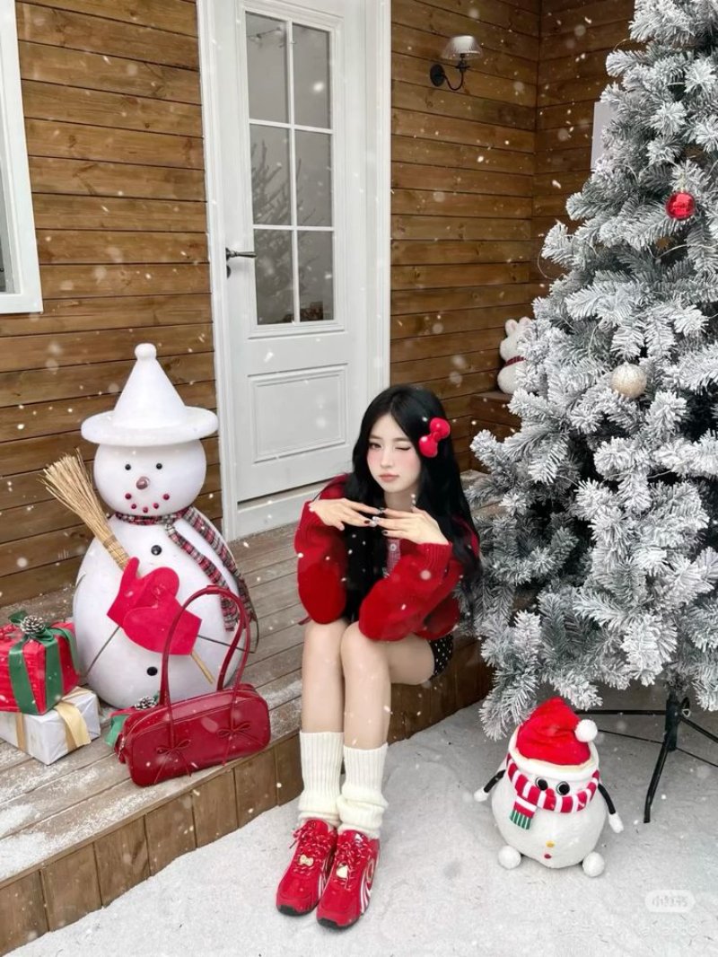 Chụp ảnh Noel đẹp với người Tuyết