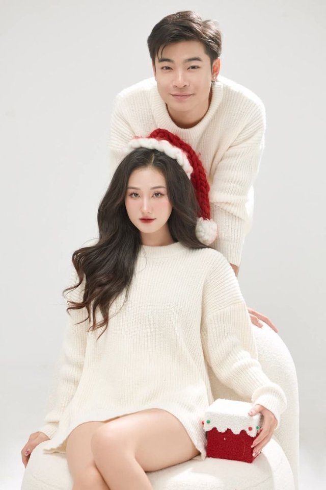 Gợi ý tạo dáng chụp ảnh Giáng sinh cho cặp đôi cute