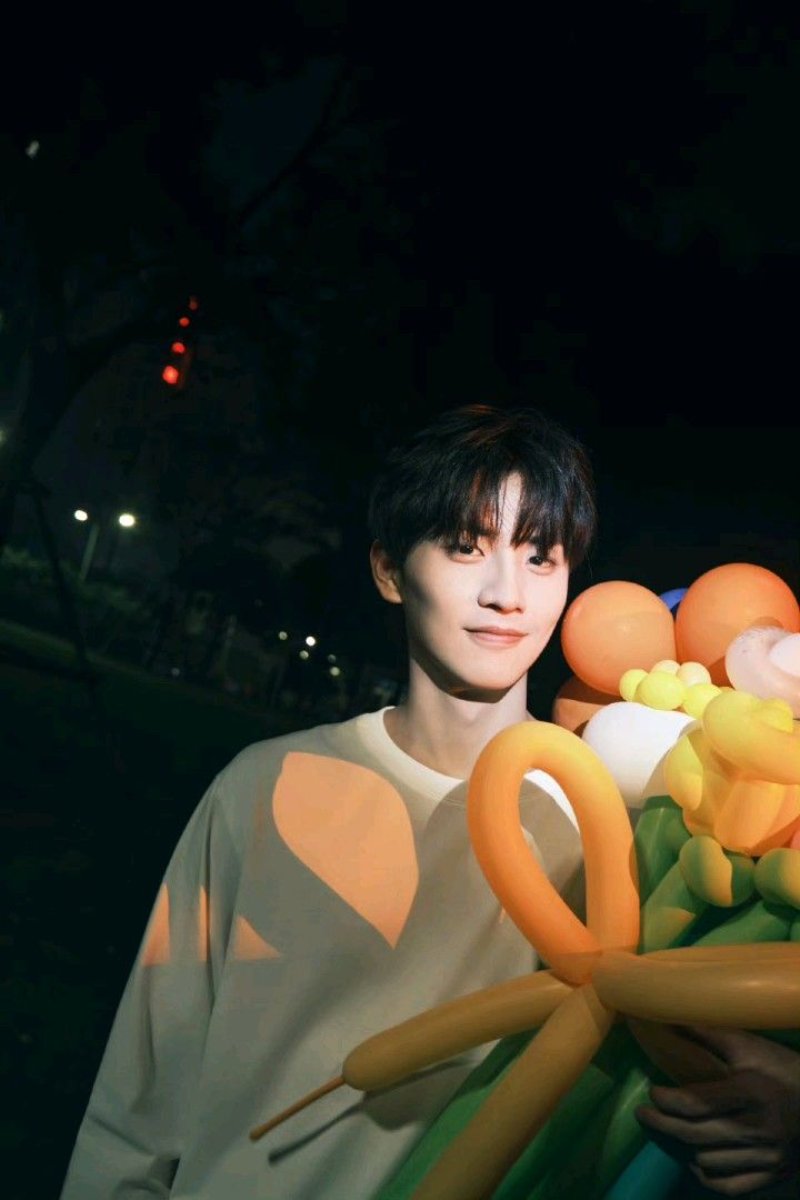 Hình ảnh sinh nhật đẹp cho nam phong cách tinh tế