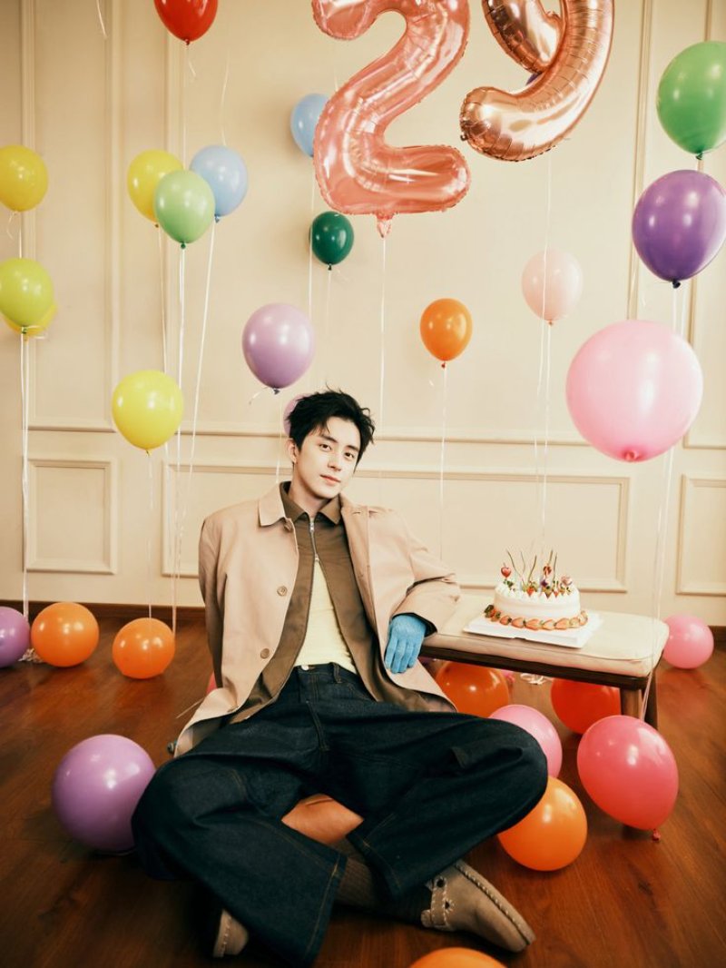 Hình sinh nhật dành cho nam nhiều màu sắc rực rỡ, vui tươi