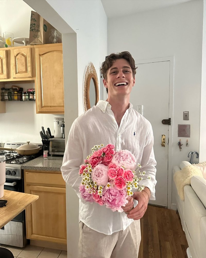 Hình sinh nhật nam mừng sinh nhật bằng hoa