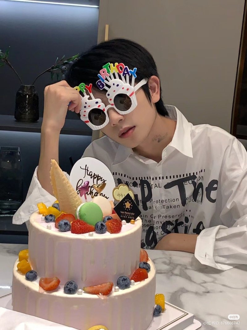 Mối quan hệ giữa bạn và anh ấy