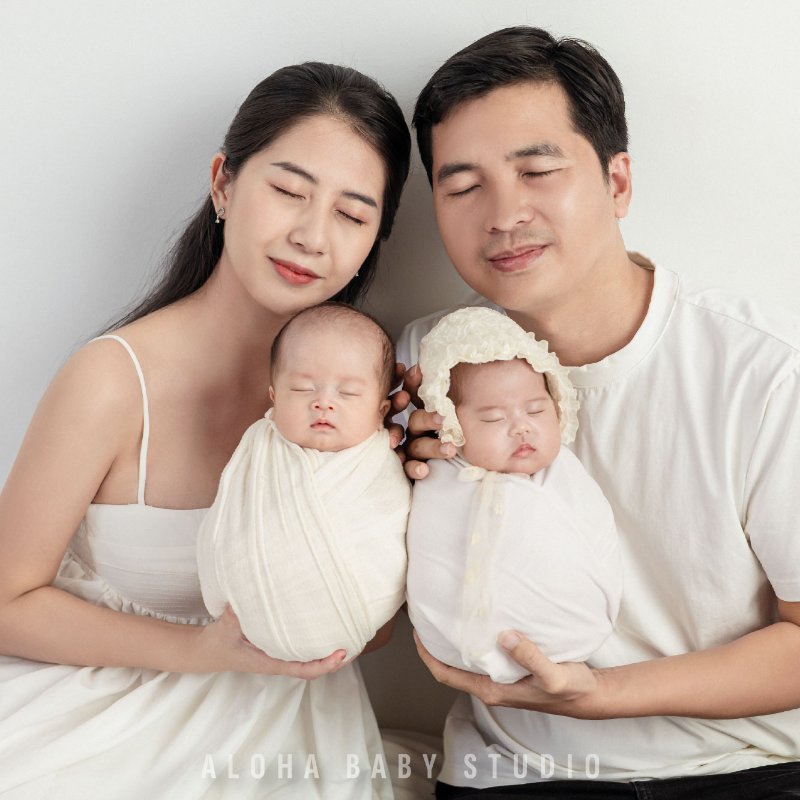 Một số tên hay cho bé trai sinh đôi độc đáo