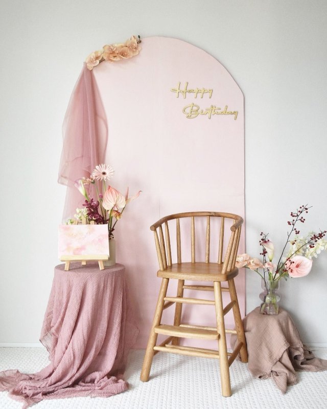 Phông nền chụp ảnh sinh nhật đơn giản 2025