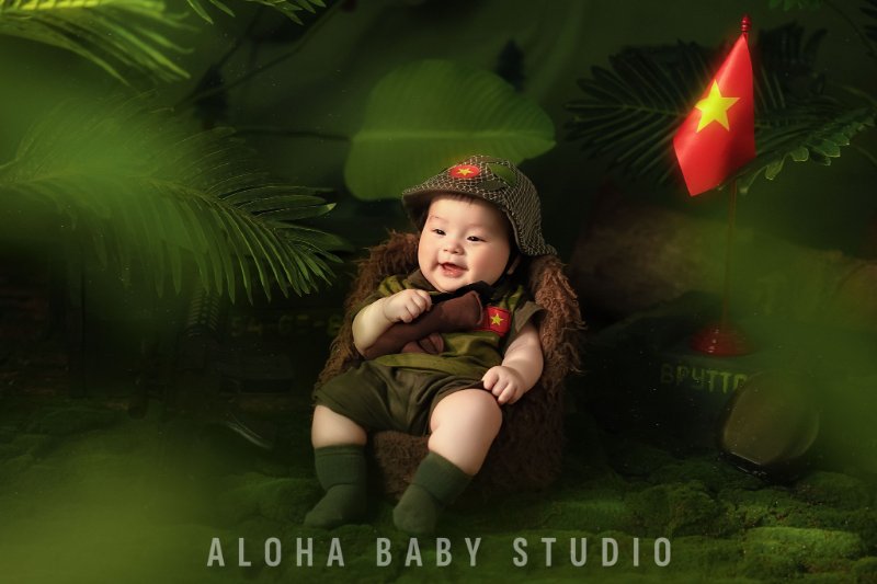 Tên con trai giống người mẫu