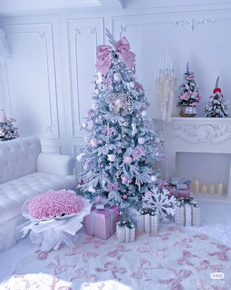 Cách trang trí cây thông noel chất liệu gốm sứ