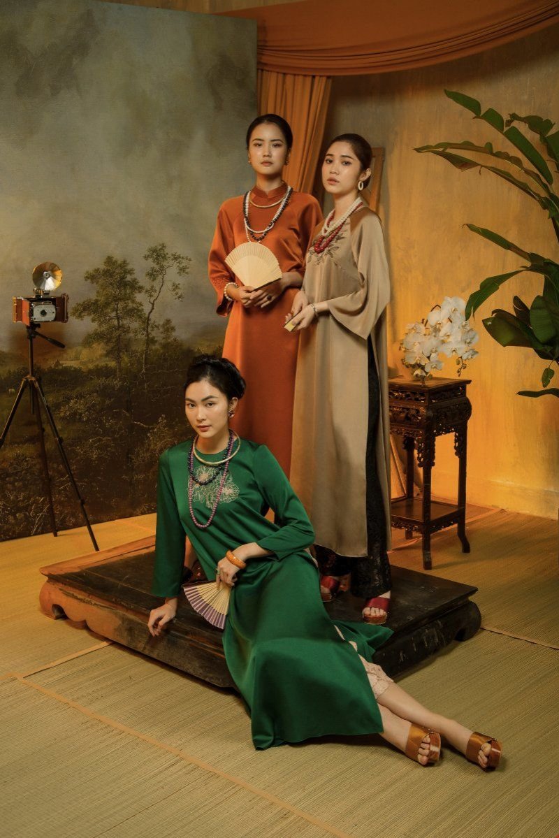 Chụp ảnh concept Tết tại studio dành cho nhóm bạn