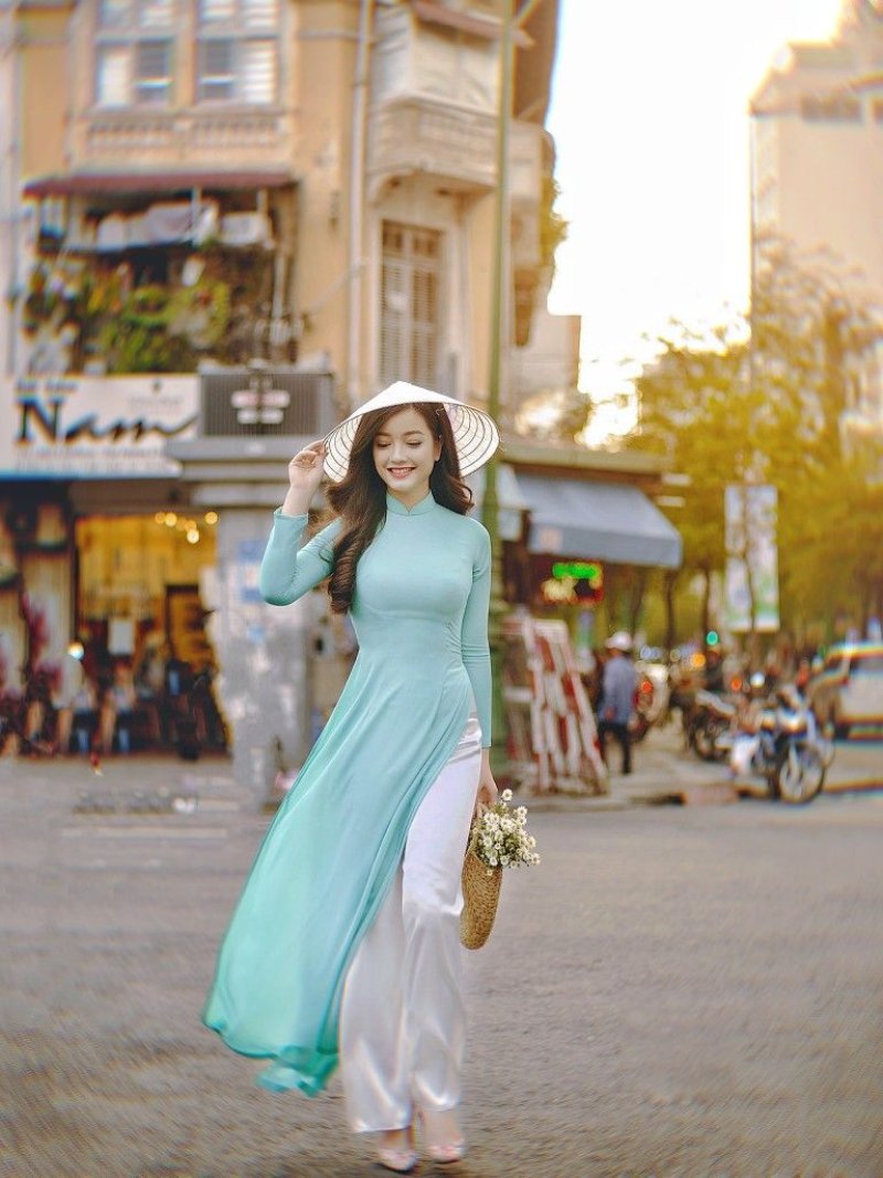 Tạo dáng ở nơi đông người