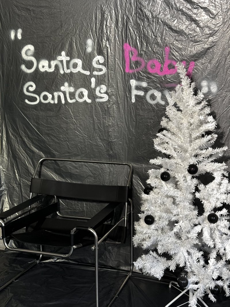 Trang trí cây thông hiệu ứng tuyết trắng