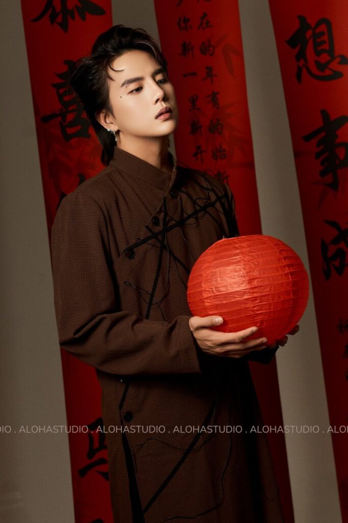 Aloha Art Studio Sài Gòn - địa điểm chụp hình Tết nam đẹp nhất 2026