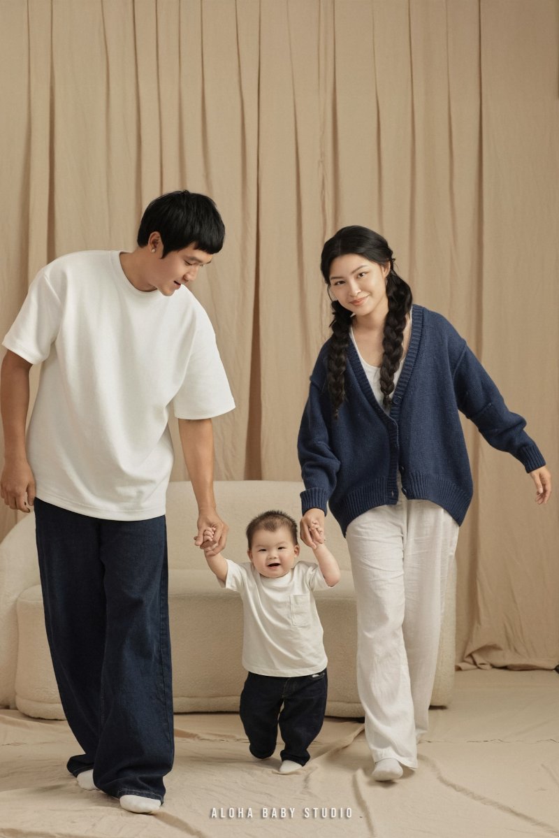 Chuẩn bị tạo dáng trước buổi chụp