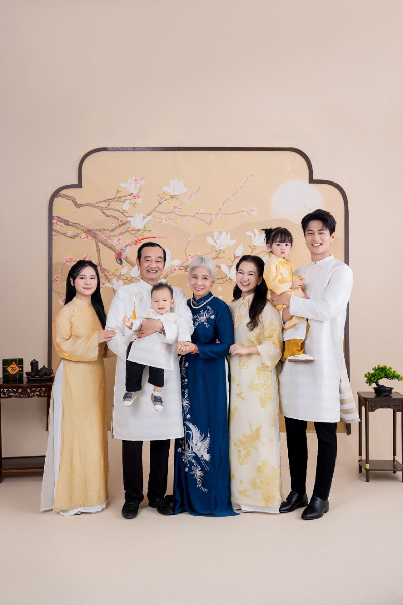 Concept chụp ảnh gia đình nhiều thế hệ