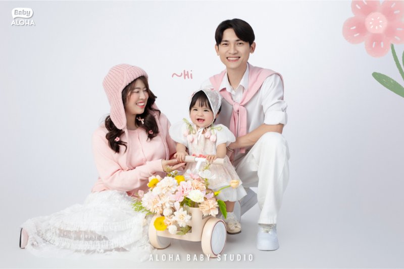 Concept chụp ảnh gia đình tại nhà