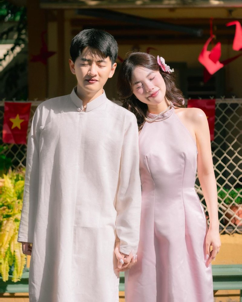 Gợi ý cách phối đồ chụp ảnh couple cho dịp Tết