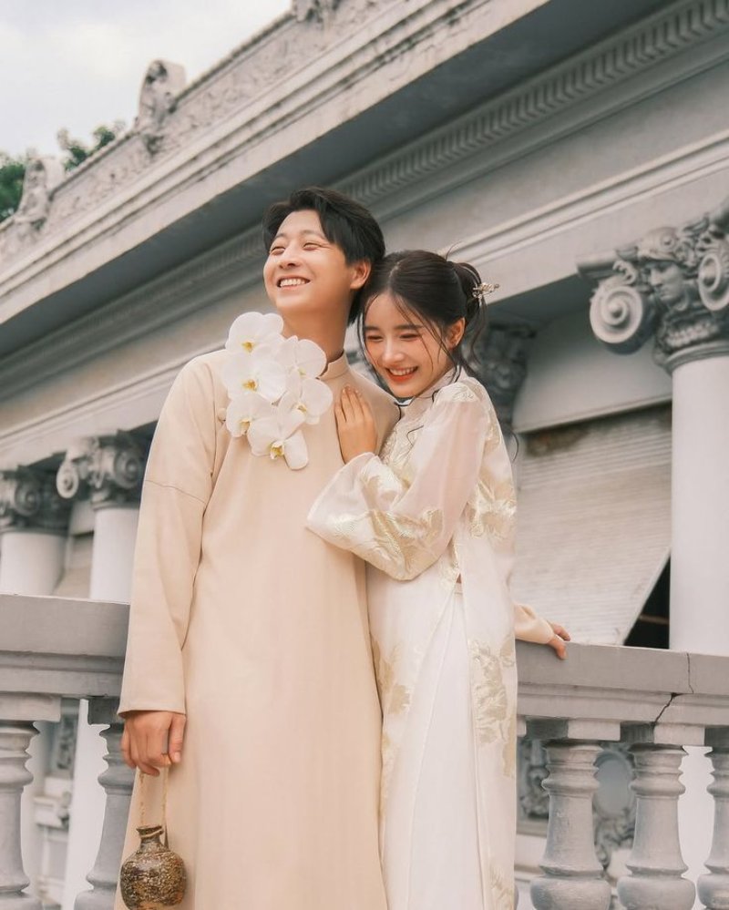 Kinh nghiệm chọn địa điểm và thời gian chụp ảnh couple Tết