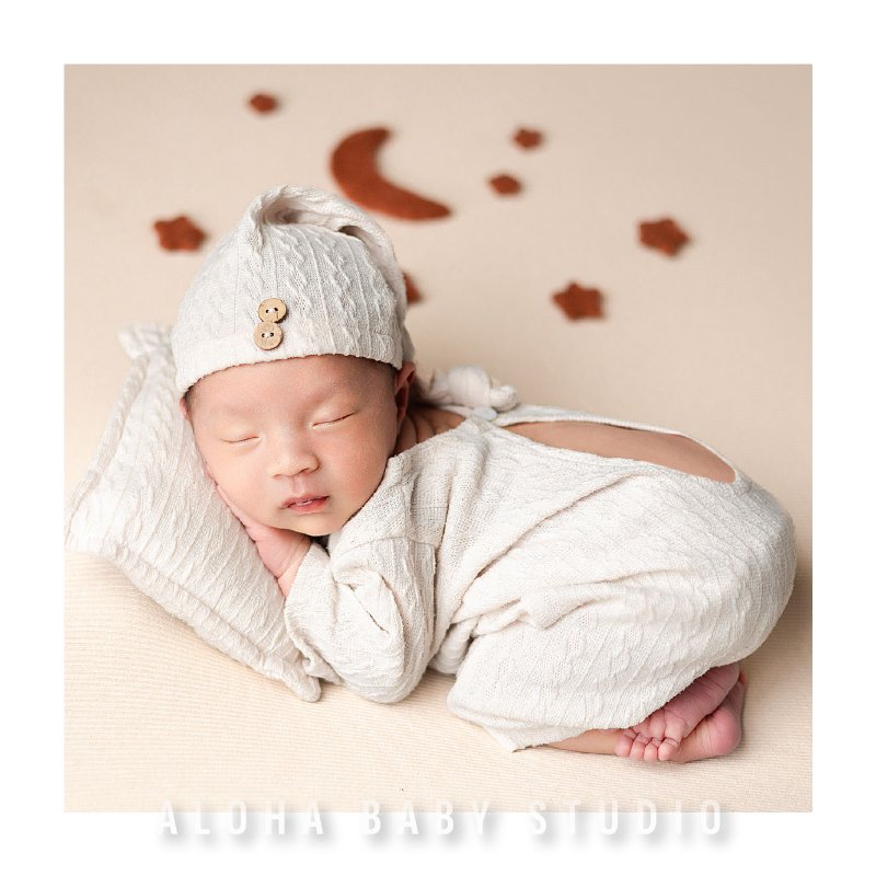 Chụp ảnh sơ sinh tại nhà hay studio, nên chọn phương án nào