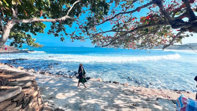 Hình ảnh phong cảnh thiên nhiên làng biển