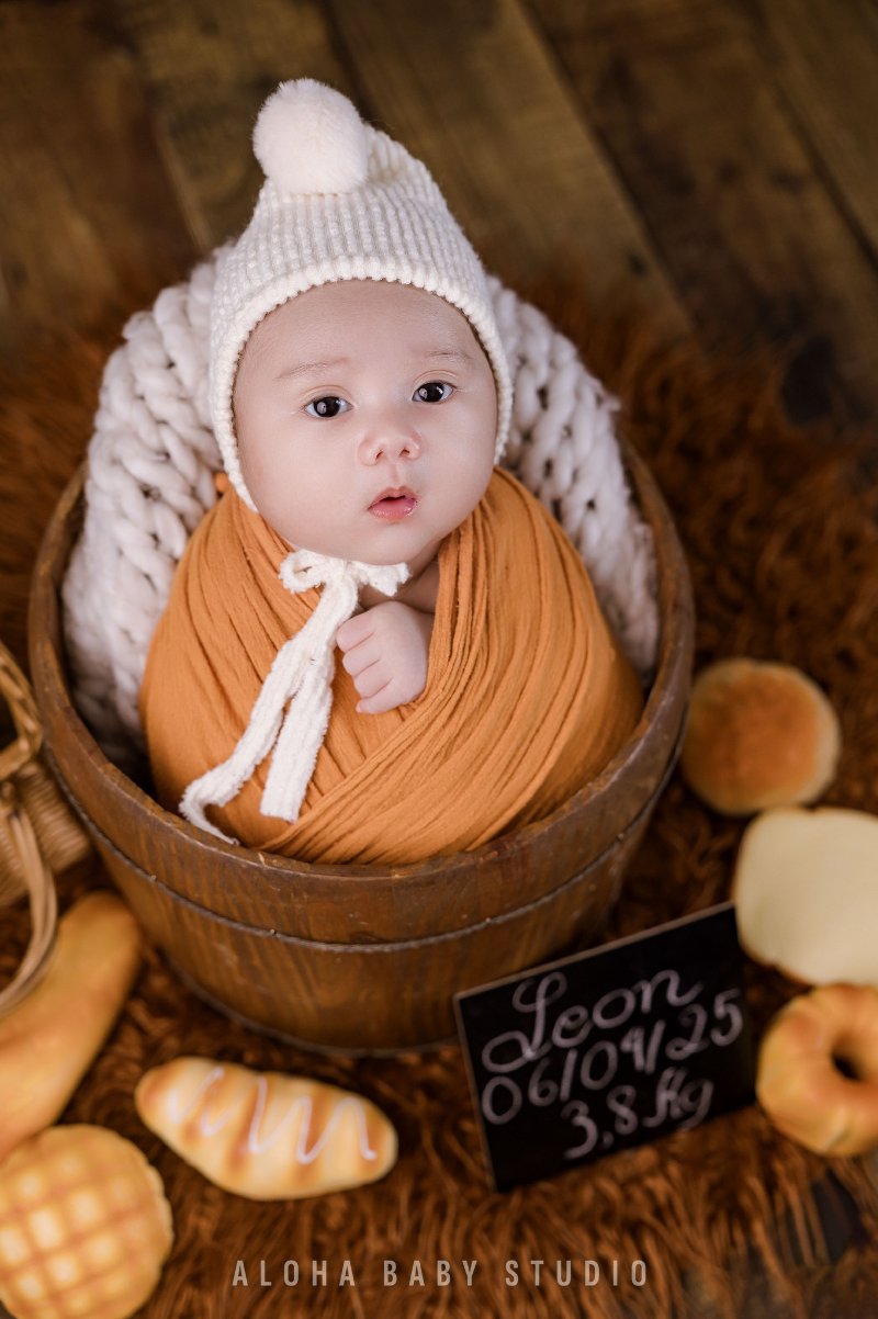 Tư thế quấn kén giữ ấm và tạo cảm giác an toàn