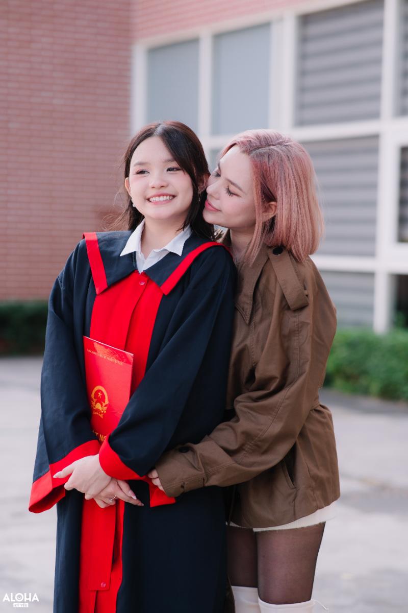 Stt chụp ảnh kỷ yếu cùng con