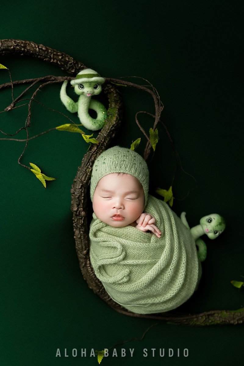 Tư thế quấn kén giúp cho bé ngủ ngon