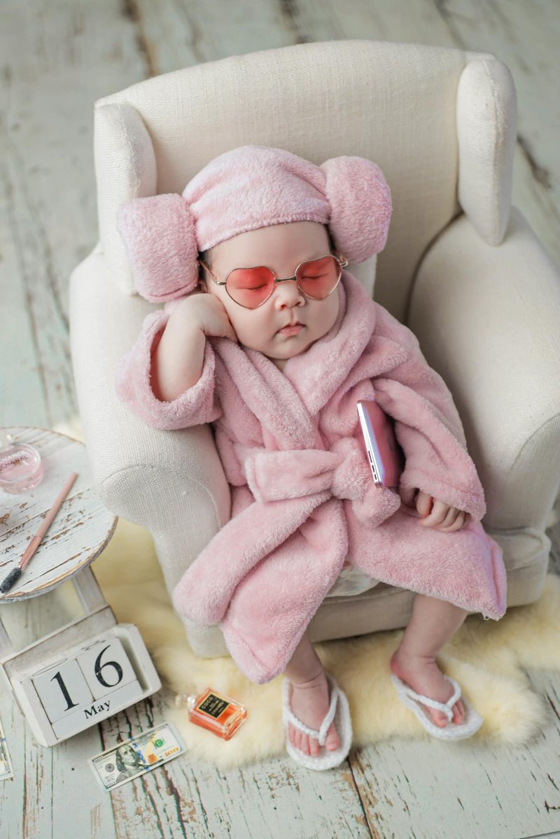 Những thứ cần chuẩn bị để tự chụp ảnh bé sơ sinh đẹp