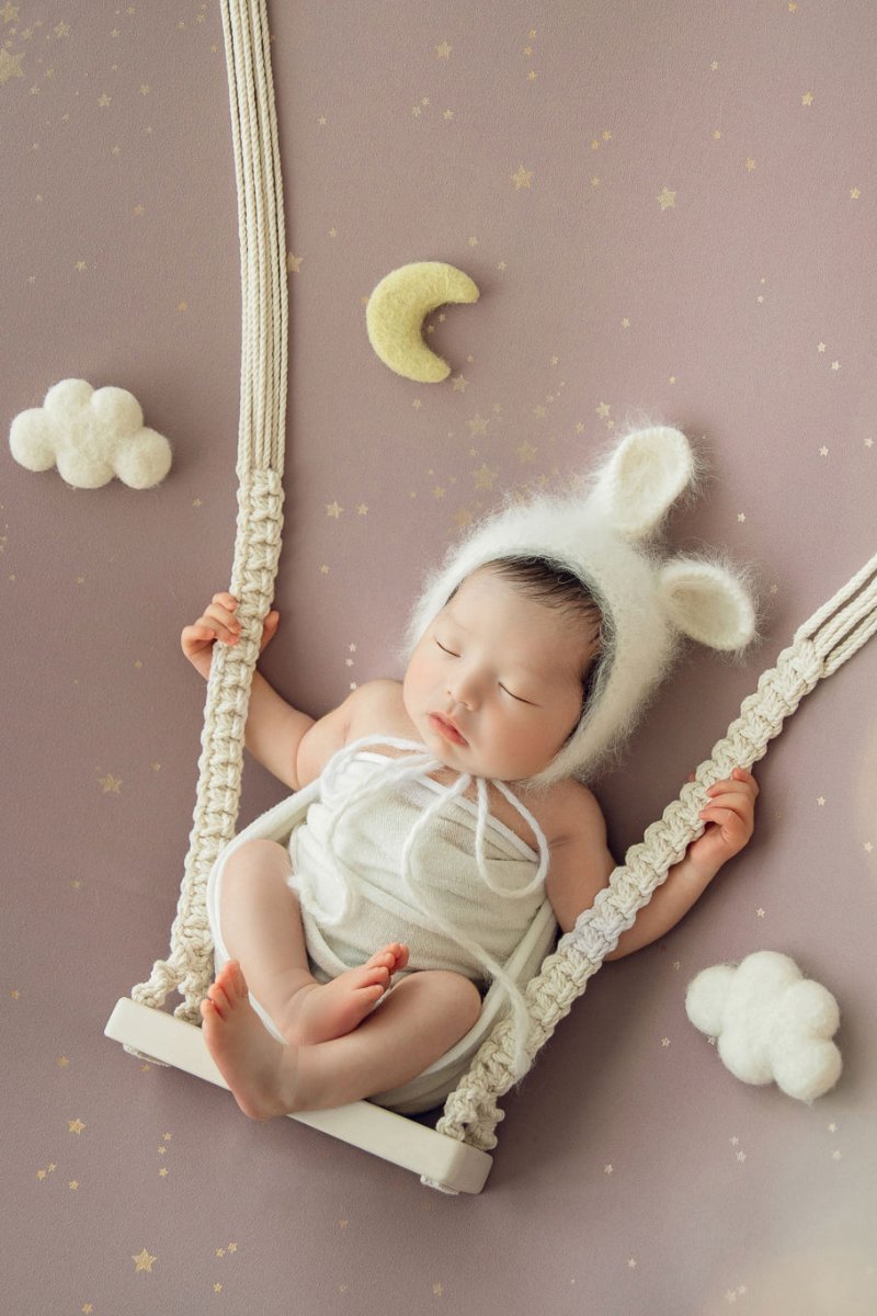 Bố mẹ nên chụp hình cho bé vào thời điểm bé ngủ sâu