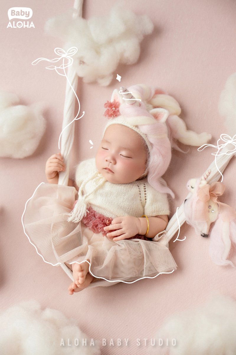 Phụ kiện chụp ảnh newborn không thể thiếu cho bé sơ sinh