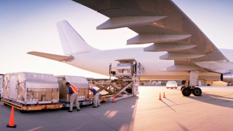 Đóng gói hàng hóa cho vận chuyển