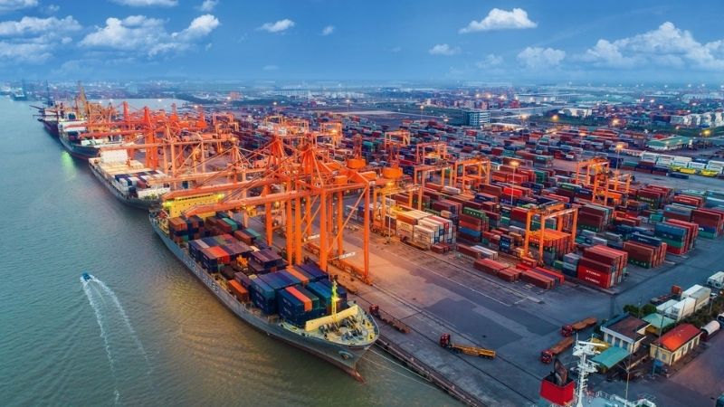 Vận Chuyển Hàng Đường Thủy Nội Địa Là Gì?