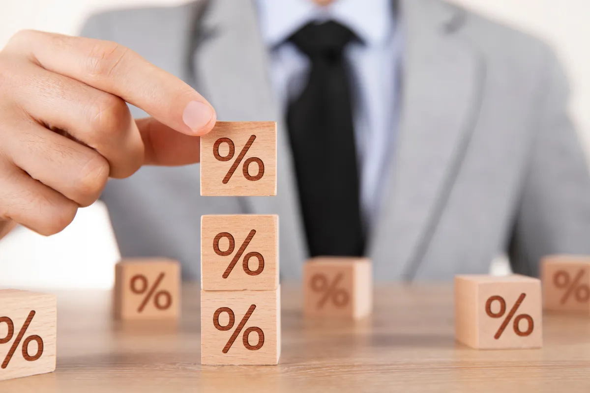 Indonesia xem xét áp dụng trần lãi suất đối với vay ngang hàng