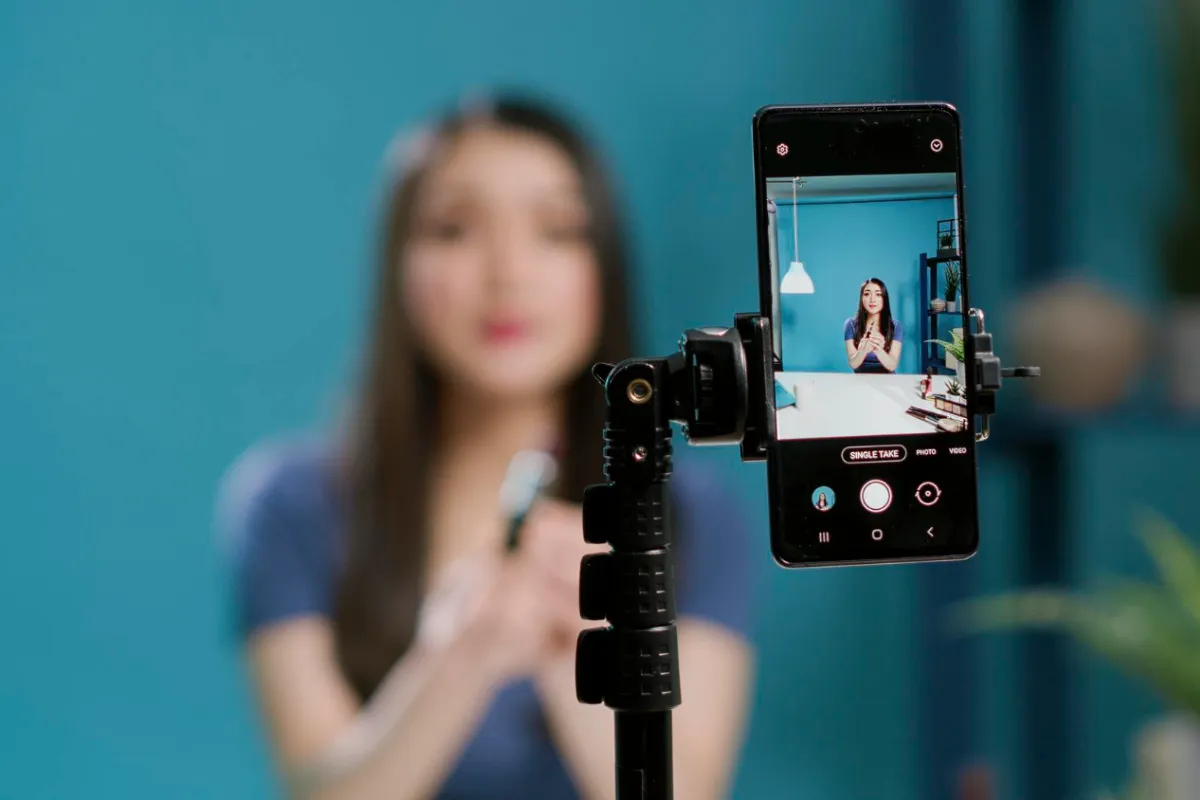 một trong những chiến lược quan trọng là hợp tác với các Influencer để tạo nên nội dung