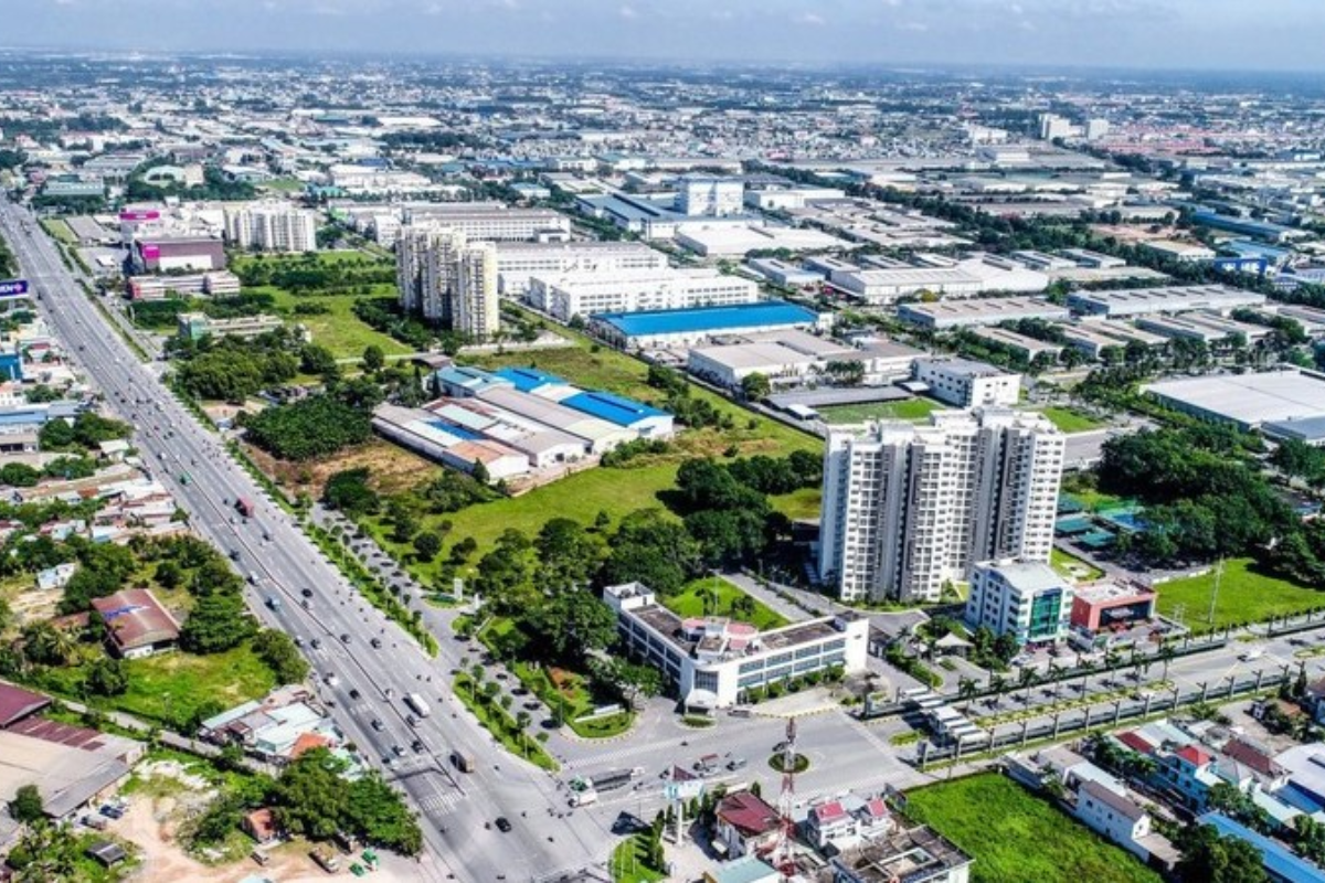 Xử lý các khó khăn, vướng mắc trong việc xác định chi phí khai thác vật liệu xây dựng tại mỏ khi giao cho nhà thầu khai thác theo cơ chế đặc thù.