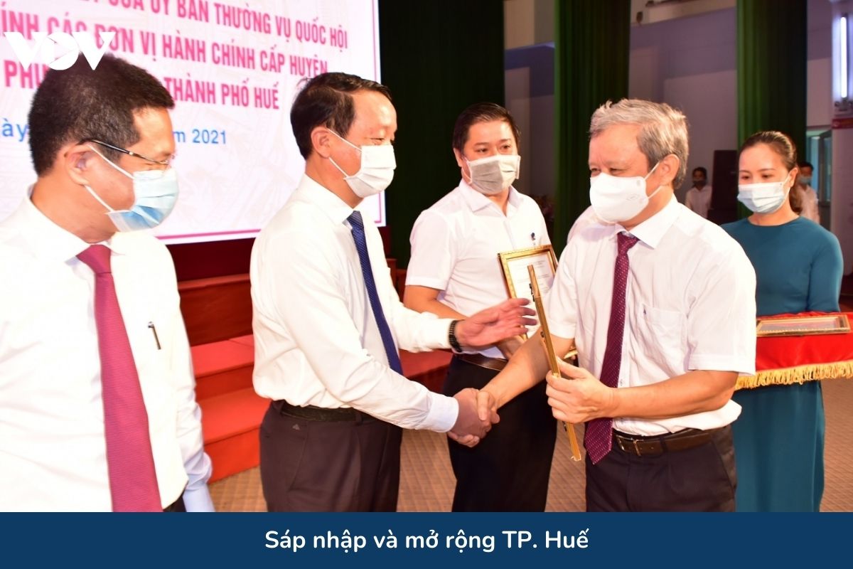 Sáp nhập và mở rộng TP. Huế