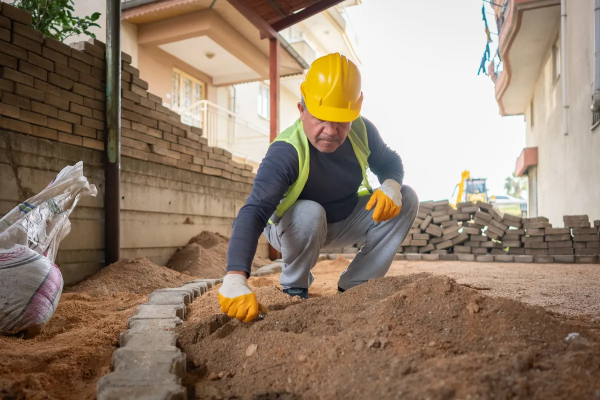 Nên chú trọng vào chất lượng cát để đảm bảo chất lượng ngôi nhà và xứng đáng với đồng tiền bạn bỏ ra.