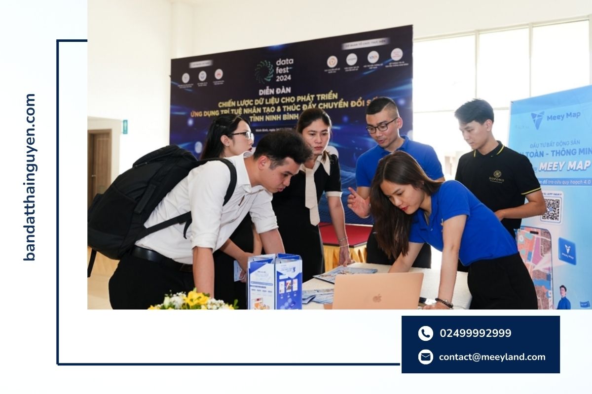 Meey Atlas và hệ sinh thái sản phẩm của Meey Group nhận được sự quan tâm của nhiều quan khách.