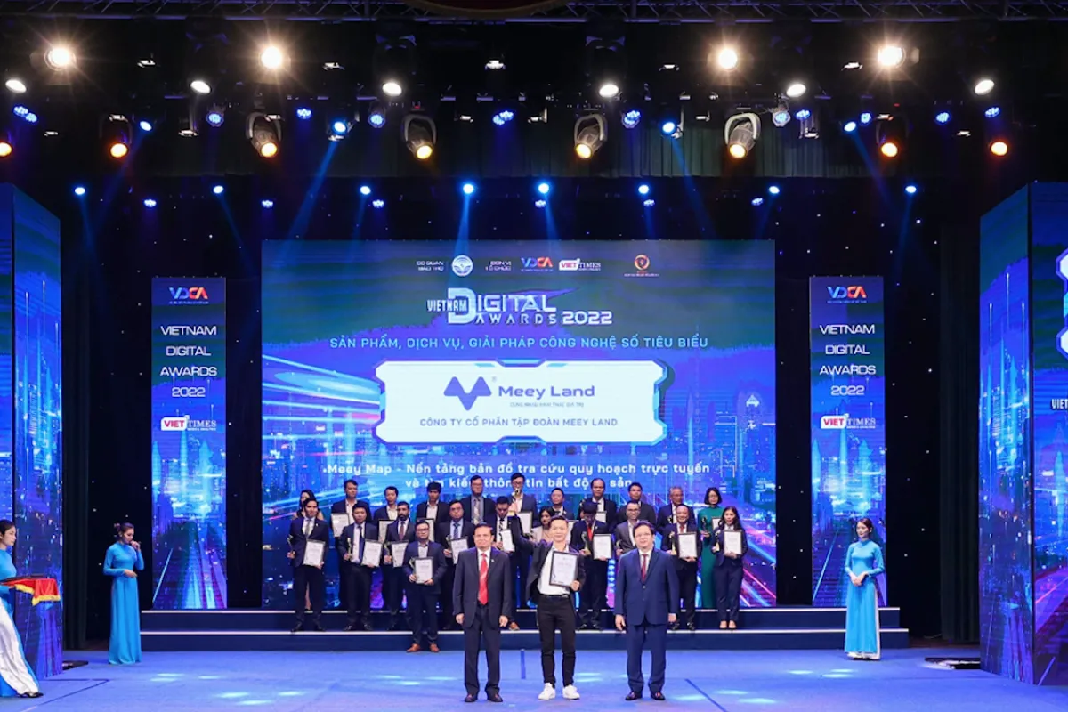 Meey Map được vinh danh tại Lễ trao giải thưởng “Chuyển đổi số Việt Nam - Vietnam Digital Awards năm 2022” hạng mục “Sản phẩm, dịch vụ, giải pháp chuyển đổi số tiêu biểu”.