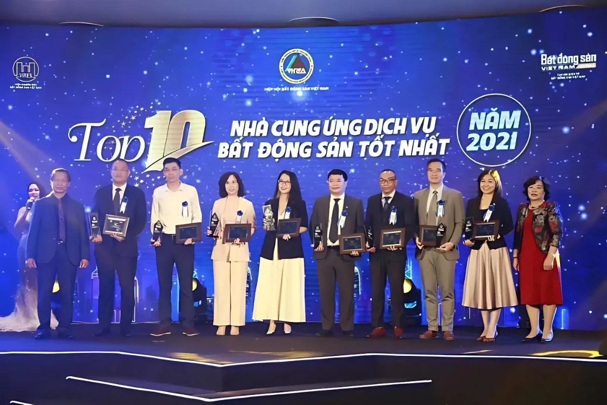 Giải thưởng Top 10 Nhà Cung Ứng Dịch Vụ Bất Động Sản Tốt Nhất Năm 2021