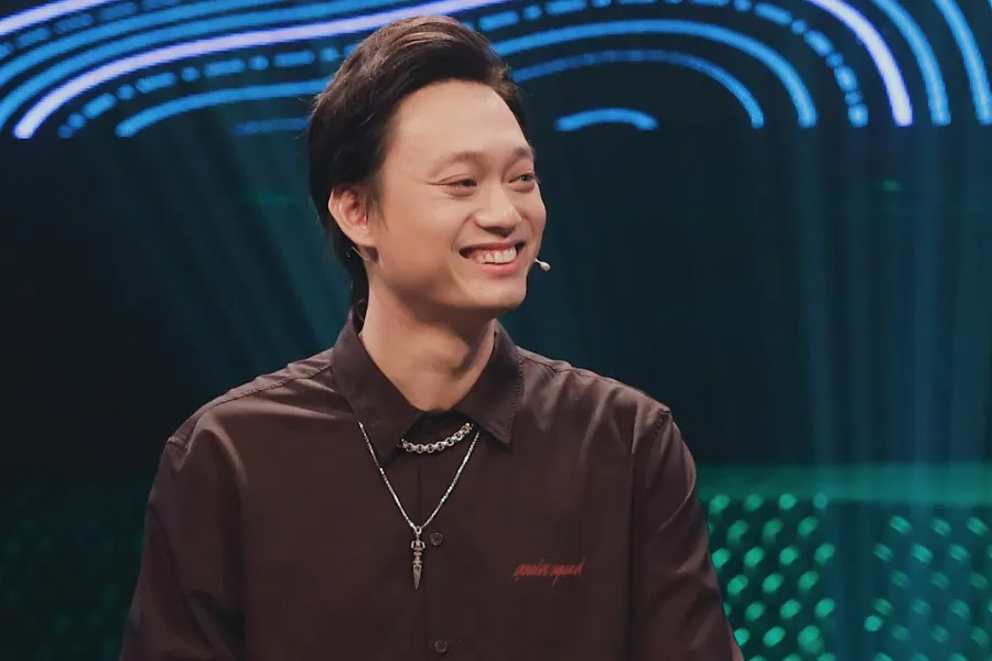 Nhật Anh Trắng là ai?