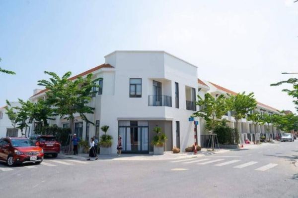 đất nền và nhà phố xây sẵn của khu đô thị hiện đại Richland Residence đang được nhiều nhà đầu tư quan tâm
