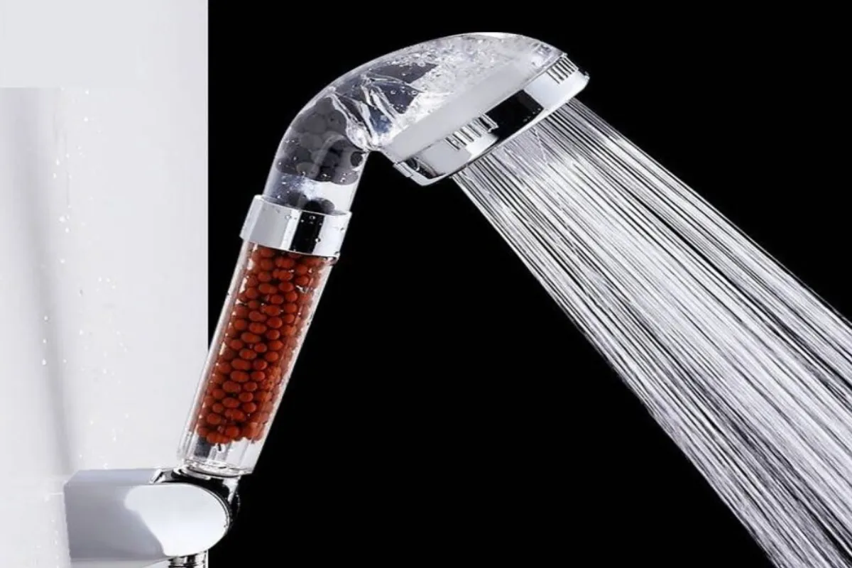 Vòi hoa sen nhựa là gì Ưu điểm, nhược điểm (1)